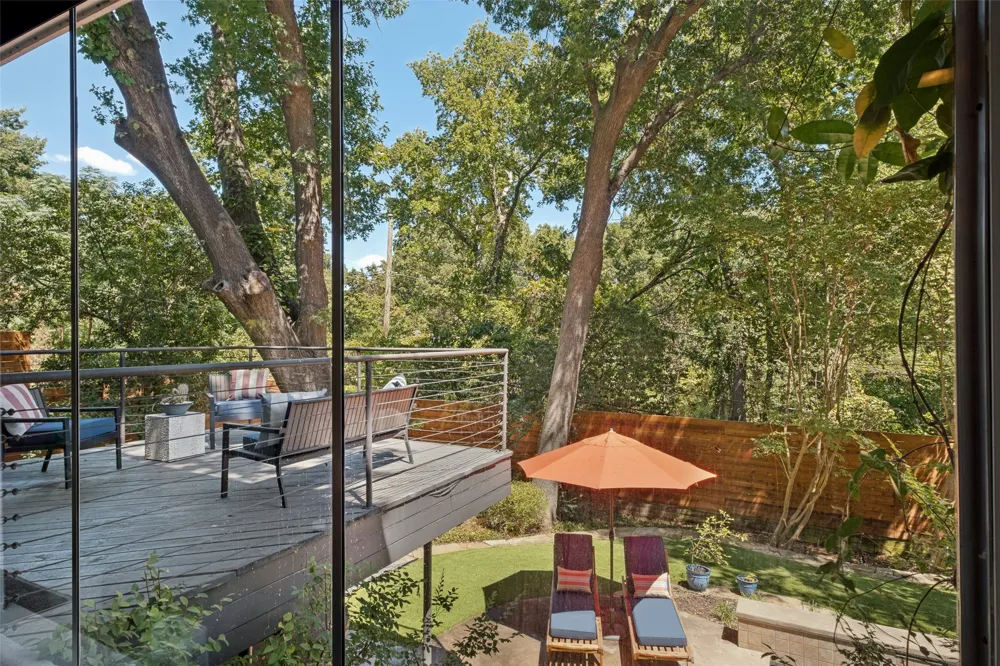 7306 Walling Lane Dallas, TX 75231
