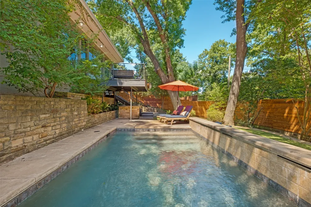 7306 Walling Lane Dallas, TX 75231