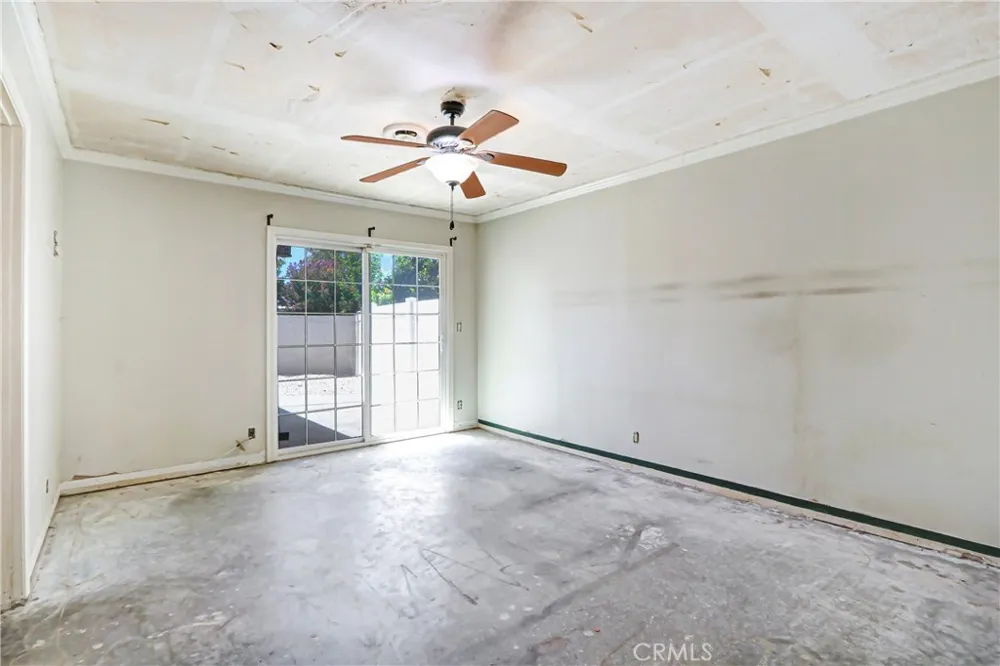 27091 Val Deane Hemet, CA 92544