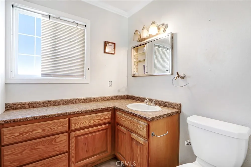 27091 Val Deane Hemet, CA 92544