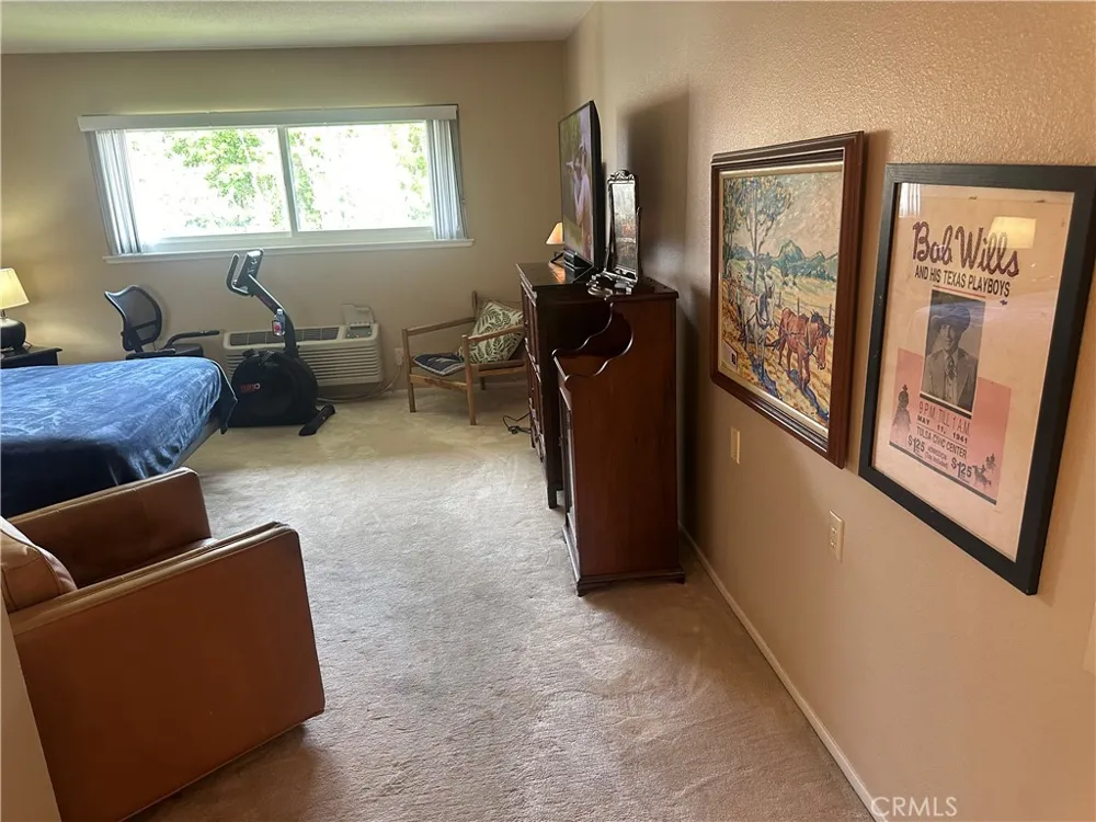 2396 W Via Mariposa W #3H Laguna Woods, CA 92637