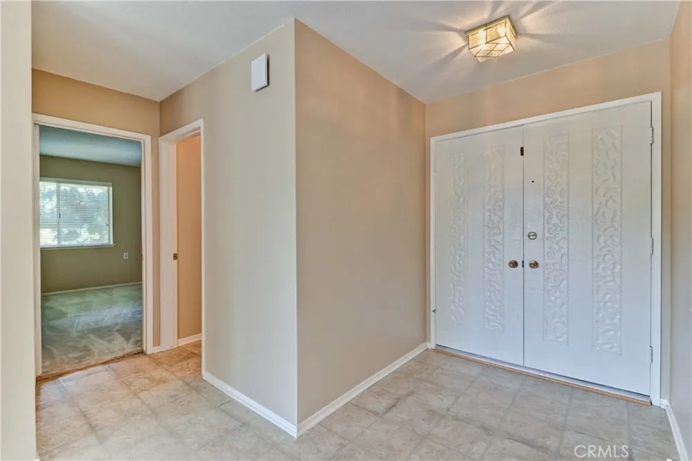 2396 W Via Mariposa W #3H Laguna Woods, CA 92637