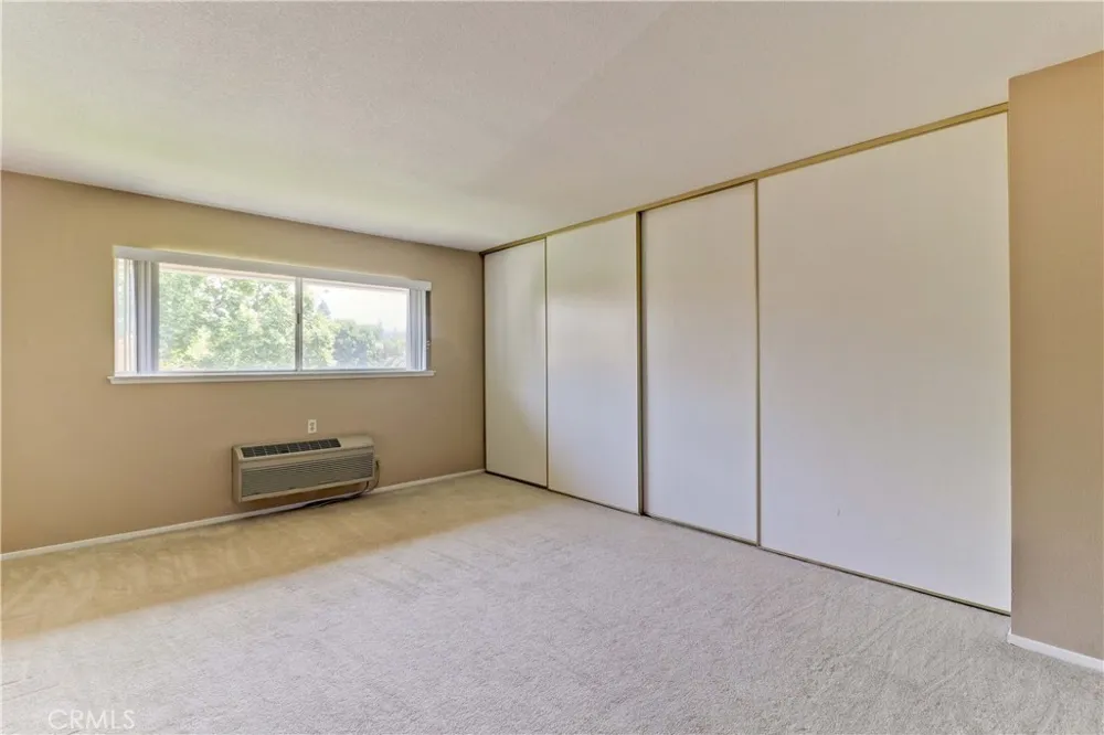 2396 W Via Mariposa W #3H Laguna Woods, CA 92637
