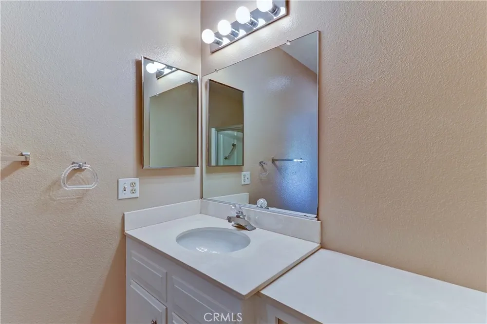 2396 W Via Mariposa W #3H Laguna Woods, CA 92637