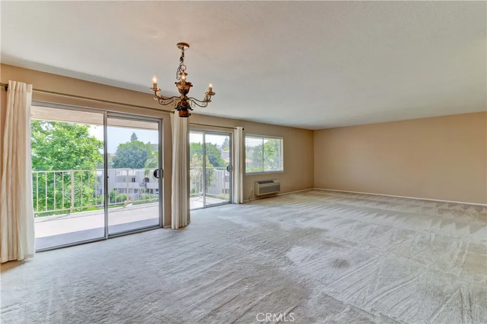 2396 W Via Mariposa W #3H Laguna Woods, CA 92637