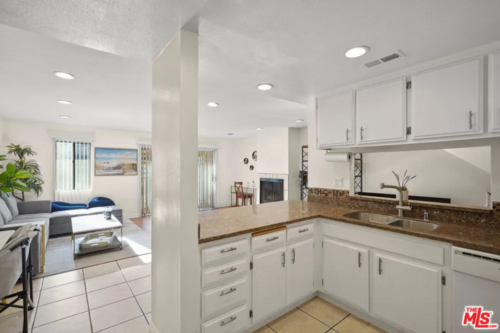 1185 Mohave Drive Colton, CA 92324