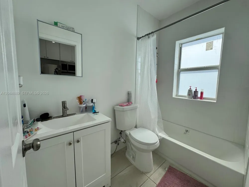 1631 NW 3 St #8 Miami, FL 33125