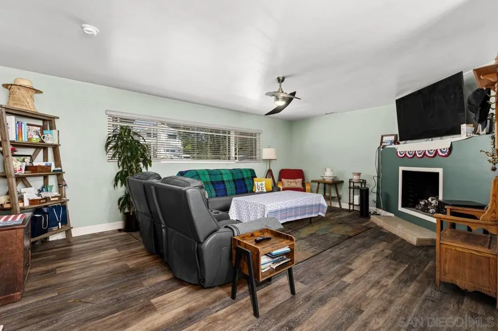 1431 Kurtz Street Oceanside, CA 92054