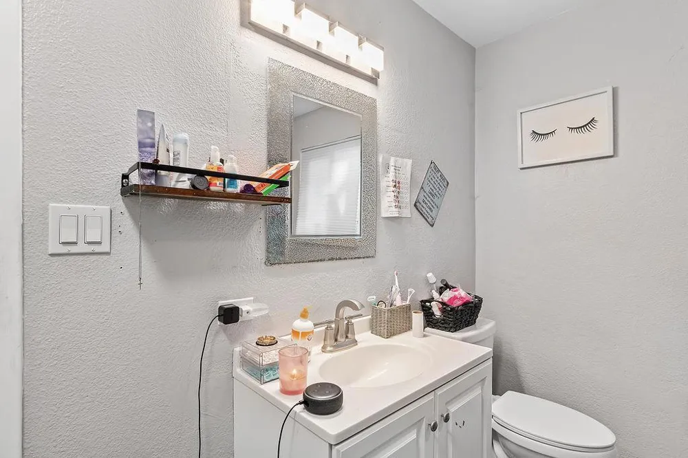 3710 Bodega Avenue Petaluma, CA 94952