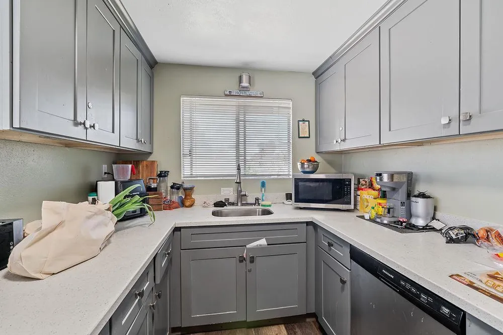3710 Bodega Avenue Petaluma, CA 94952