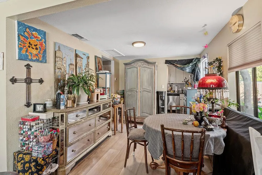 3710 Bodega Avenue Petaluma, CA 94952