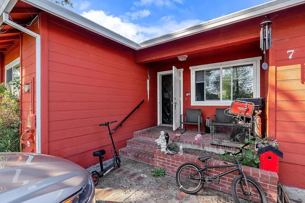 3710 Bodega Avenue Petaluma, CA 94952