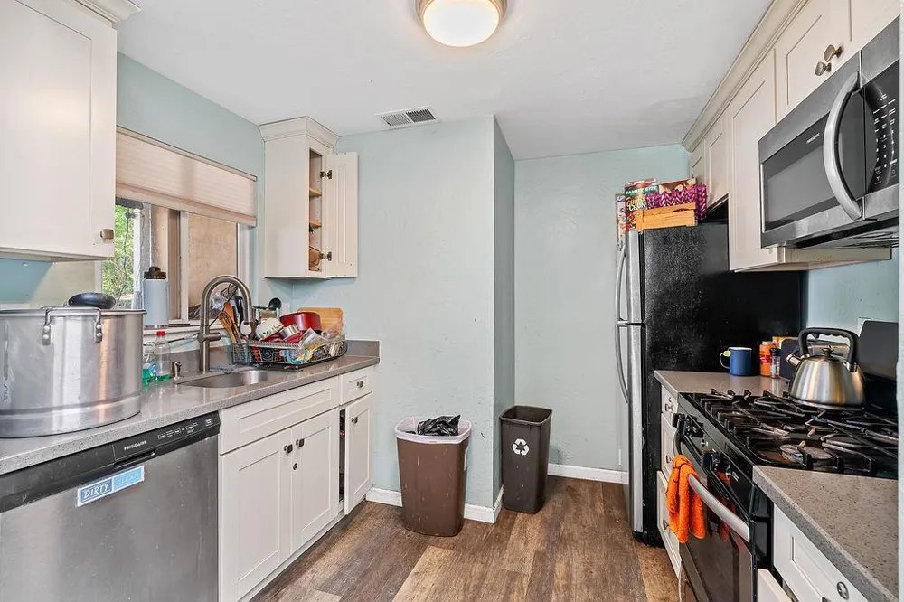 3710 Bodega Avenue Petaluma, CA 94952
