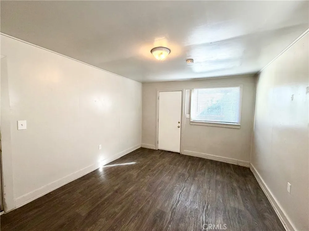 2201 F Merced, CA 95340