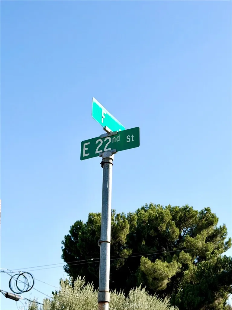 2201 F Merced, CA 95340