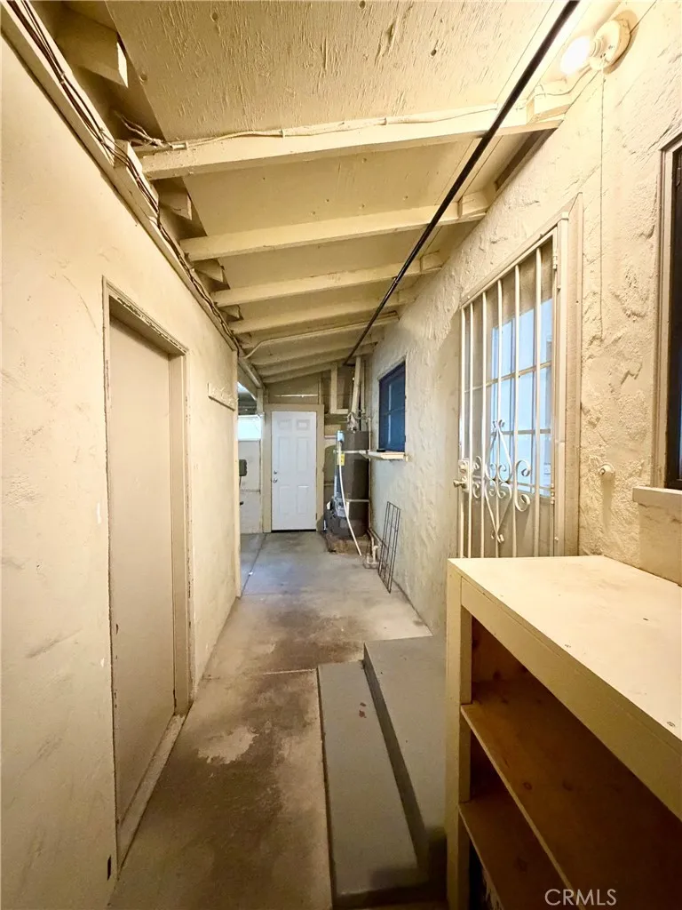2201 F Merced, CA 95340