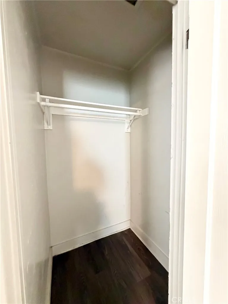 2201 F Merced, CA 95340