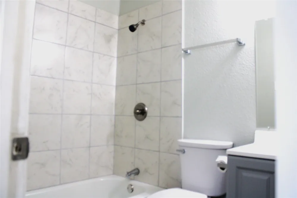 918 Heritage Circle Garland, TX 75043