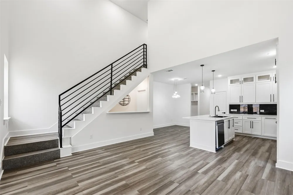 4448 Marcell Avenue Dallas, TX 75211