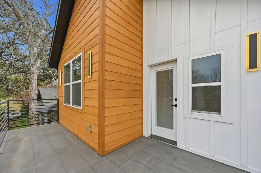 4448 Marcell Avenue Dallas, TX 75211