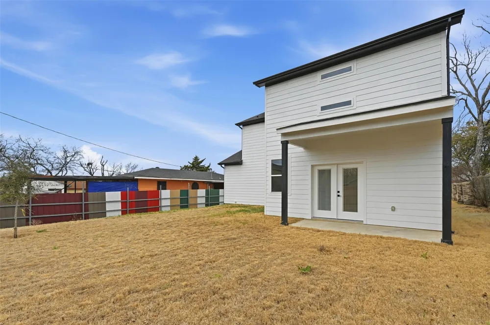 4448 Marcell Avenue Dallas, TX 75211
