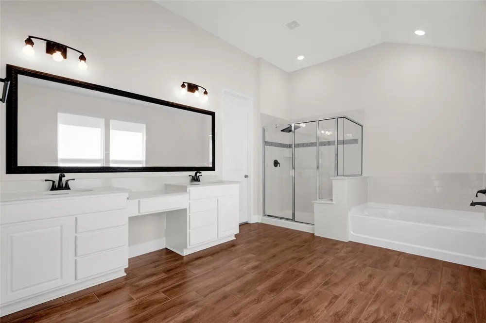 13235 Westmont Heights Lane Houston, TX 77044