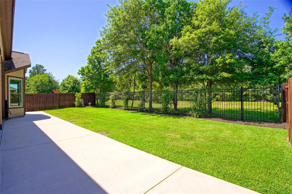 13235 Westmont Heights Lane Houston, TX 77044