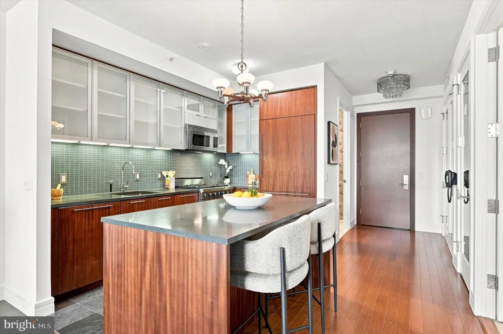1414 S PENN SQUARE #12E Philadelphia, PA 19102