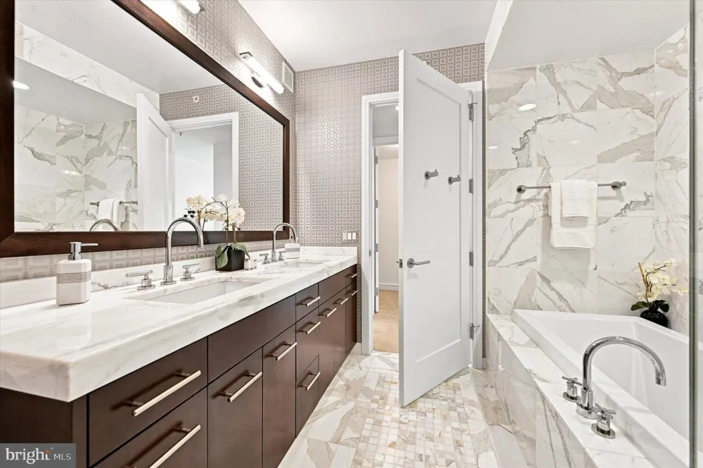 1414 S PENN SQUARE #12E Philadelphia, PA 19102