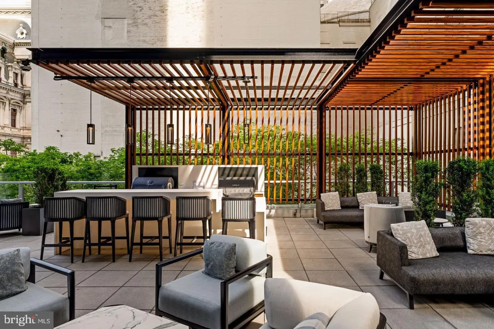 1414 S PENN SQUARE #12E Philadelphia, PA 19102