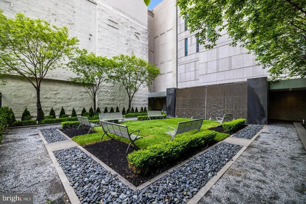 1414 S PENN SQUARE #12E Philadelphia, PA 19102