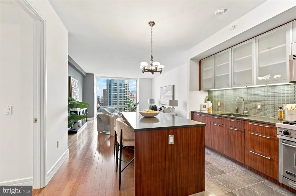 1414 S PENN SQUARE #12E Philadelphia, PA 19102