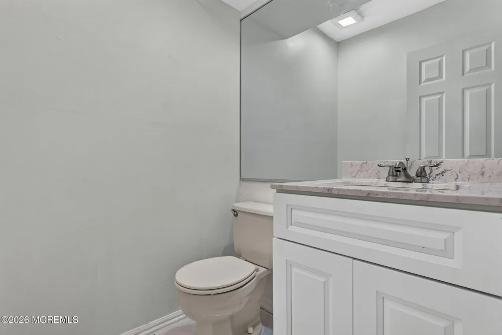 496 Cottonwood Court Howell, NJ 07731