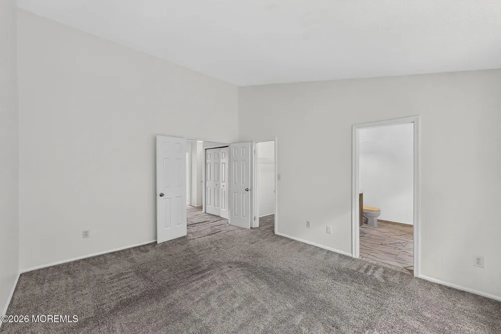 496 Cottonwood Court Howell, NJ 07731