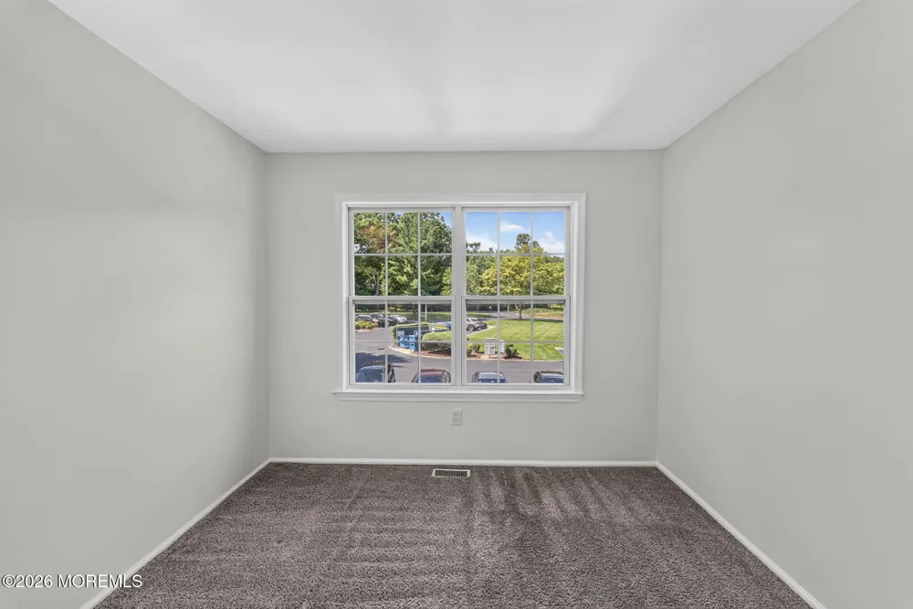 496 Cottonwood Court Howell, NJ 07731
