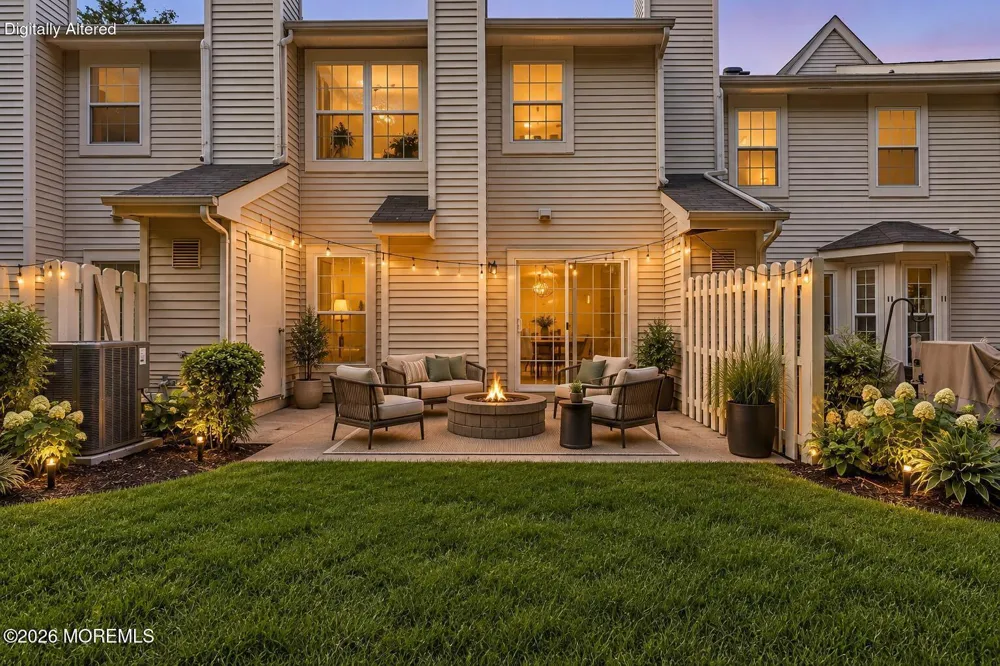 496 Cottonwood Court Howell, NJ 07731