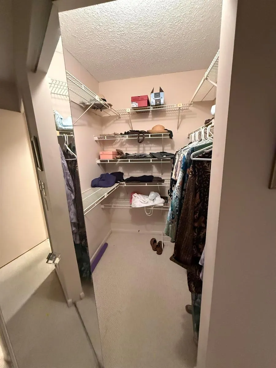 6585 KENSINGTON LANE #102 Delray Beach, FL 33446