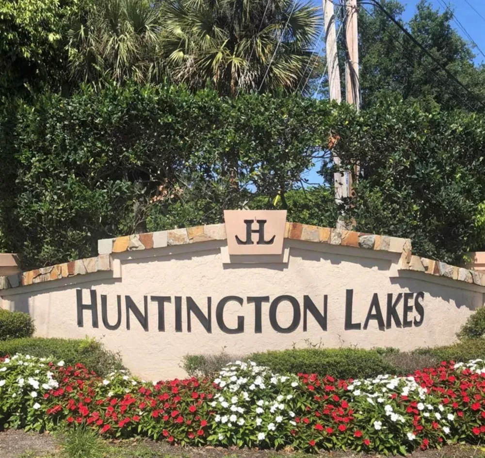 6585 KENSINGTON LANE #102 Delray Beach, FL 33446