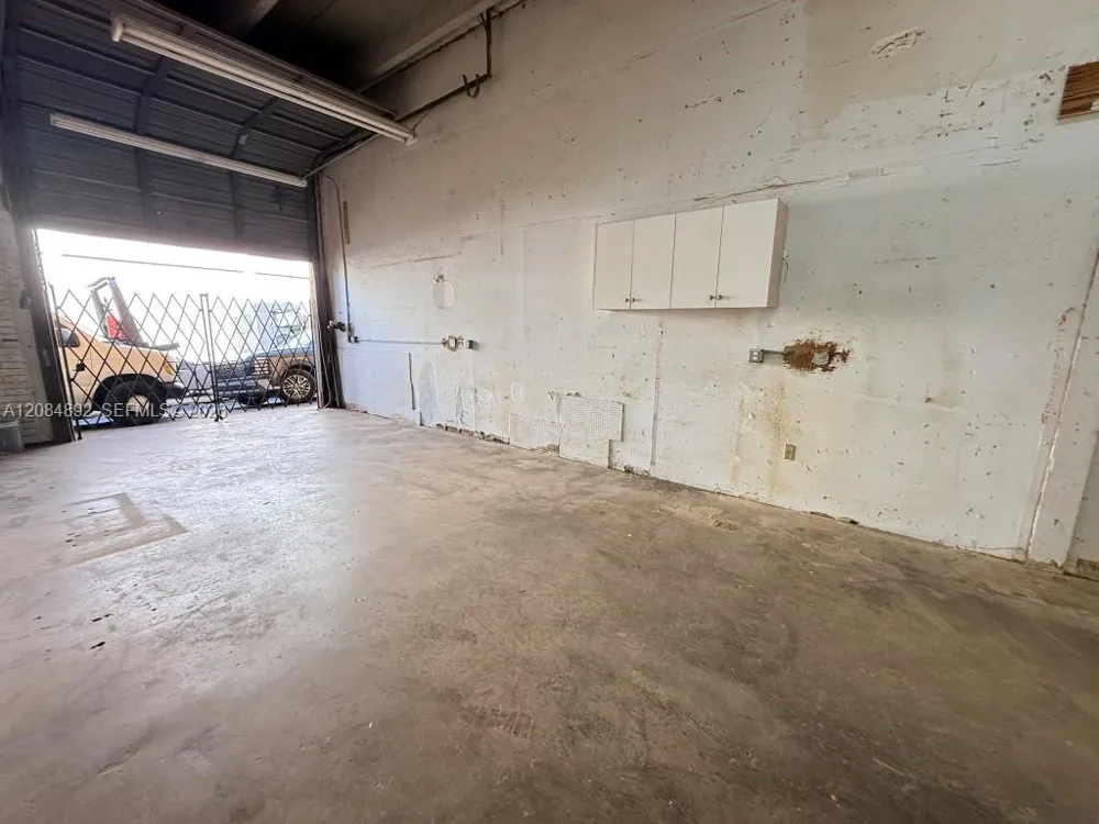 5912 SW 25th St #3 West Park, FL 33023
