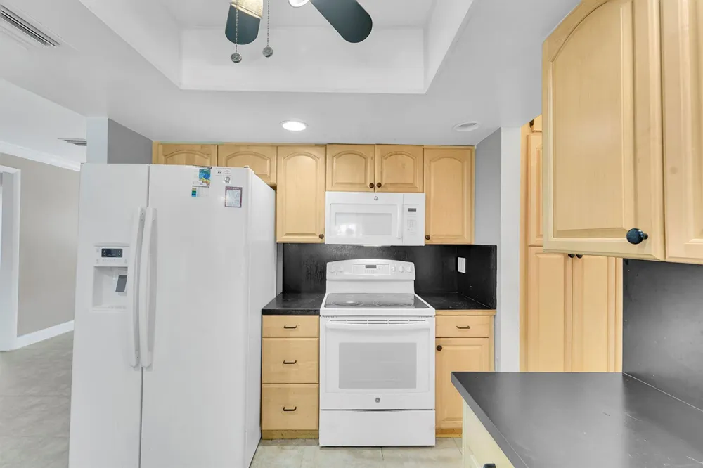 7255 NW 8TH COURT Margate, FL 33063