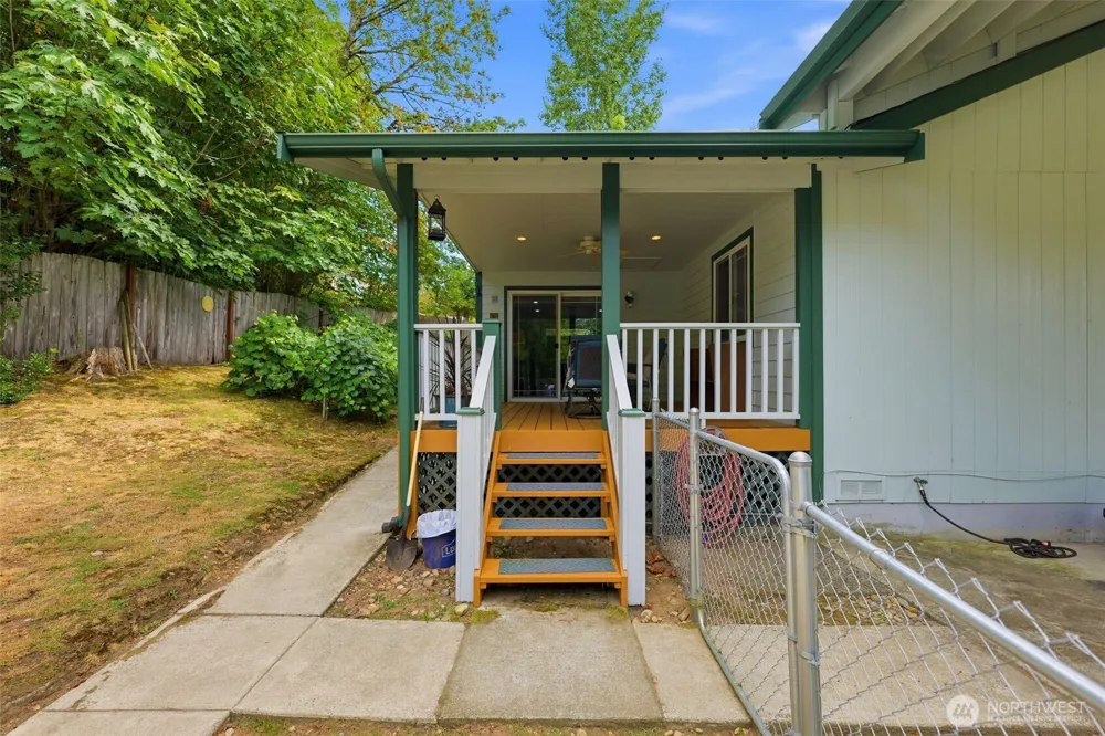 1267 Lidstrom Road SE Port Orchard, WA 98366