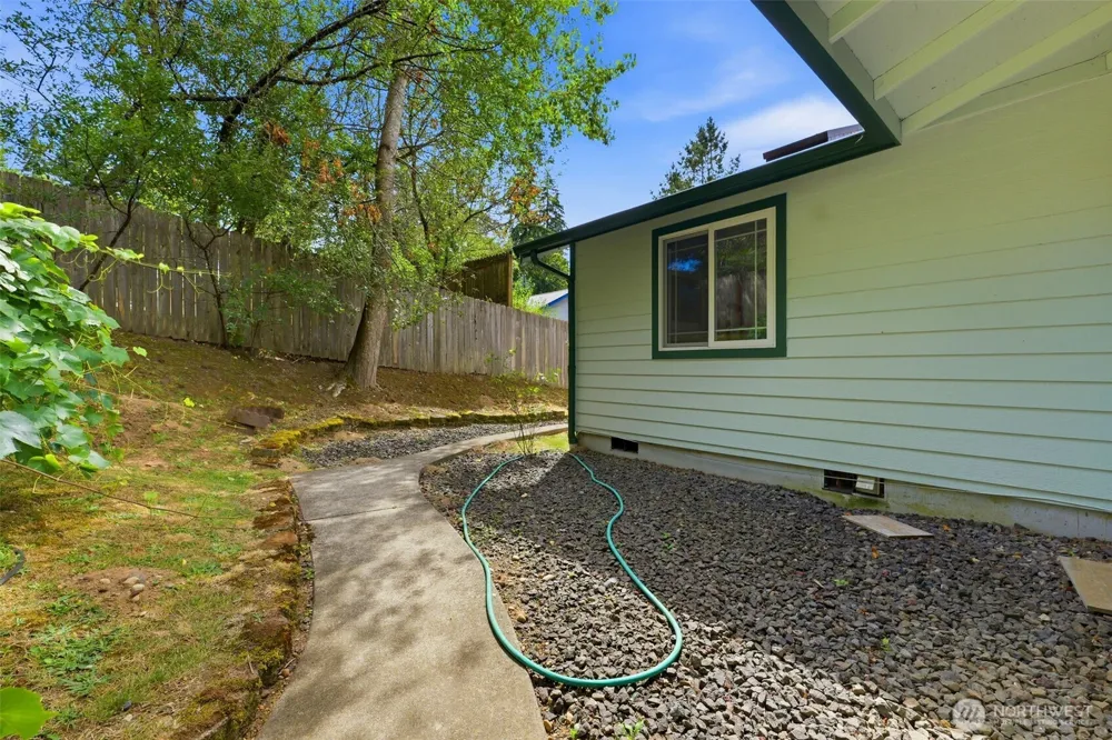 1267 Lidstrom Road SE Port Orchard, WA 98366