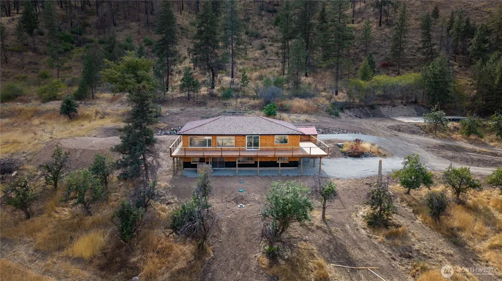 1941 Highway 153 Carlton, WA 98814