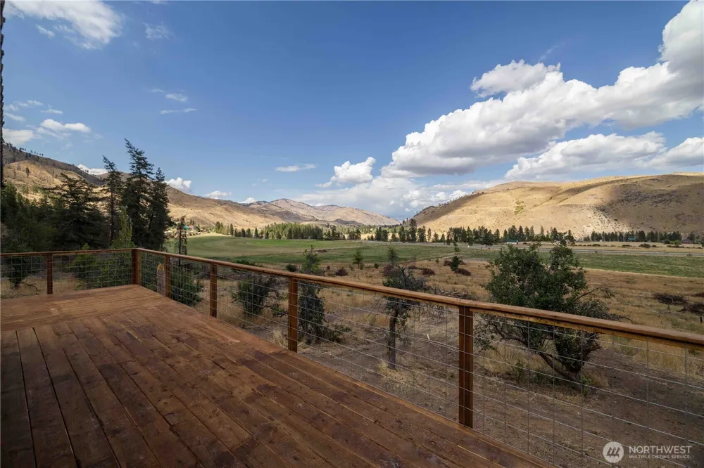 1941 Highway 153 Carlton, WA 98814