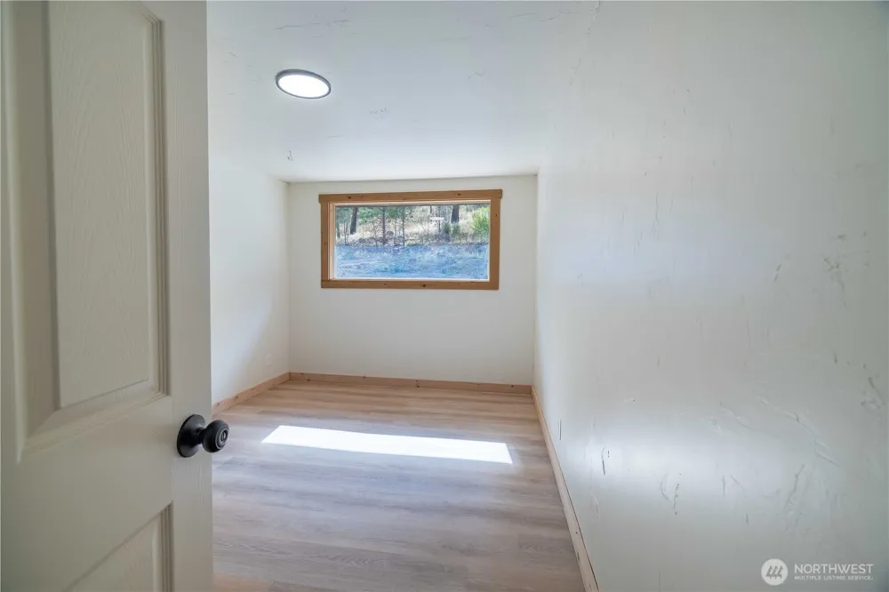 1941 Highway 153 Carlton, WA 98814