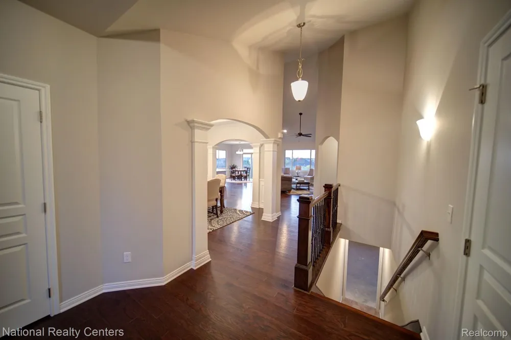 941 Guenevere Drive Oxford Charter Township, MI 48371