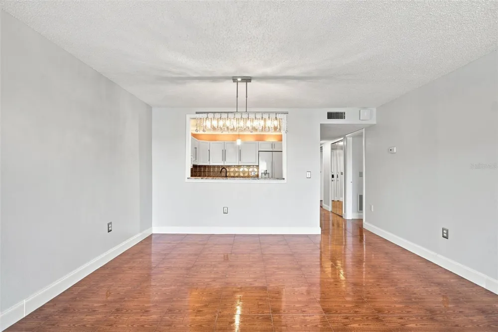 7700 SUN ISLAND DRIVE S #202 South Pasadena, FL 33707