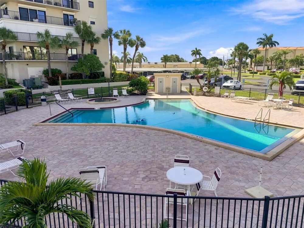 7700 SUN ISLAND DRIVE S #202 South Pasadena, FL 33707