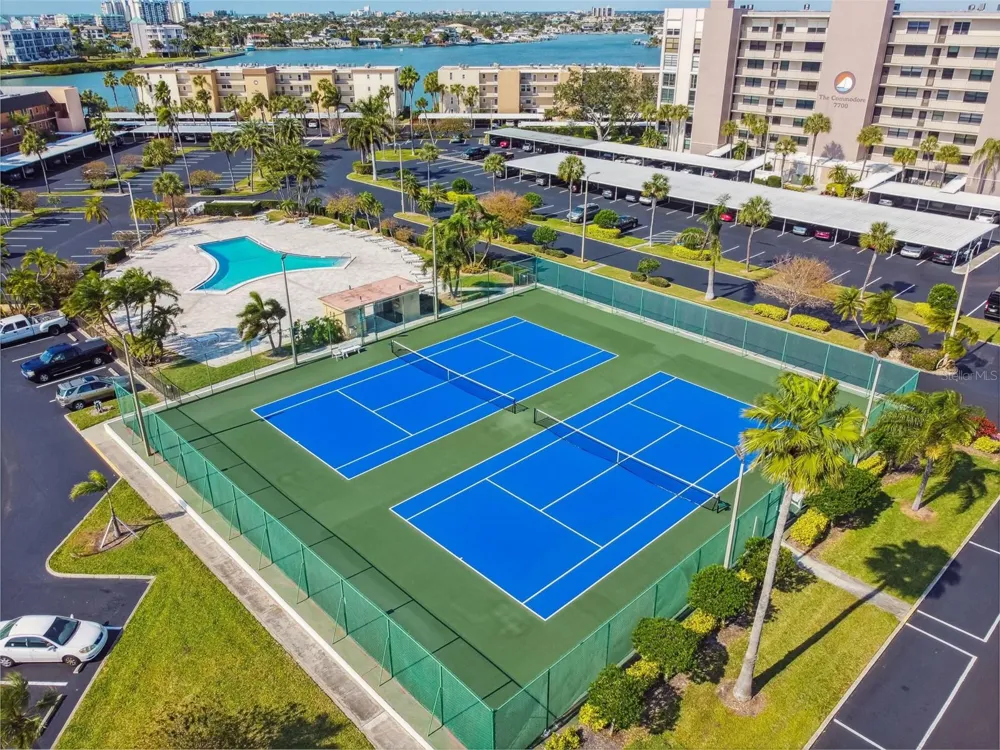 7700 SUN ISLAND DRIVE S #202 South Pasadena, FL 33707