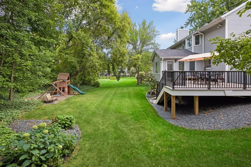 4747 Burr Oak Street Eagan, MN 55122